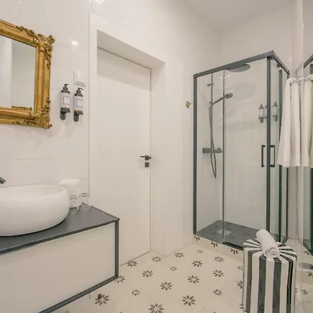 Sapateiros 44 Lisbon