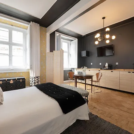 Sapateiros 44 아파트